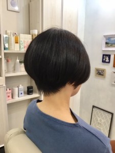 江東区住吉、猿江からも近い美容室　ヘアサロン　シュガー　ドライカットでのショートヘア