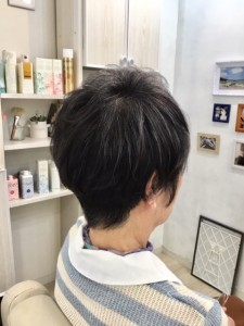 江東区住吉と菊川の間にある美容室　ヘアサロン　シュガーのトップふんわり「コテ・パーマ」